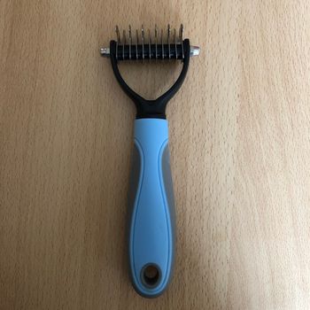 Brosse chat à poils longs
