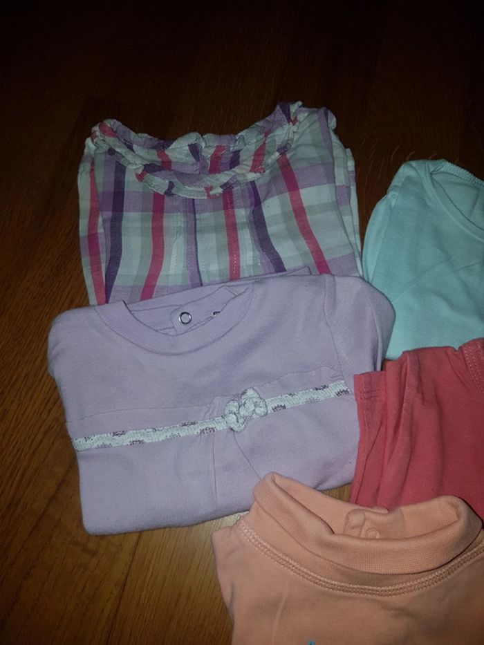 Lot tee shirts manches longues 6mois - photo numéro 3