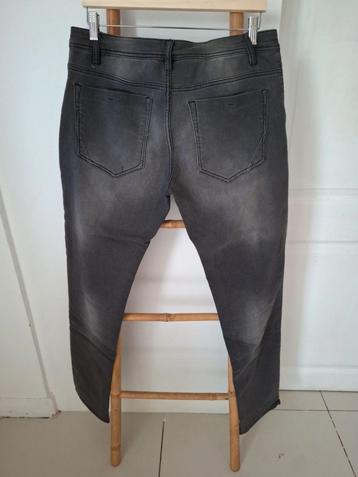 Jean T40 - photo numéro 3