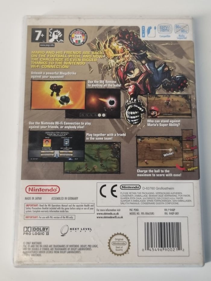 Boite Mario Strikers Charged Football Wii. PAL 5 langues - photo numéro 3