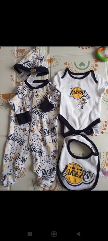 Ensemble bébé Lakers 1 mois