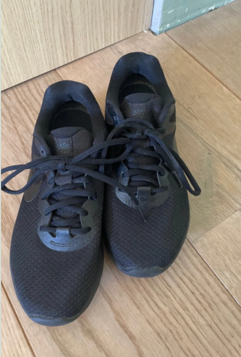 Basket Nike noir 37,5