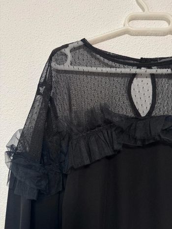 Blusa negra encaje