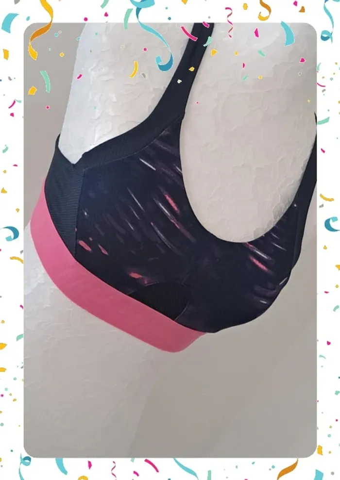 🩷 brassière de sport taille S - photo numéro 2