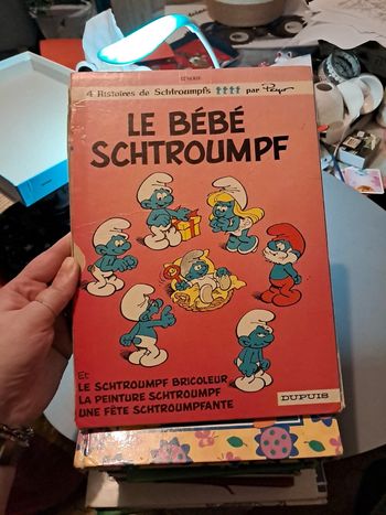 BD le bébé schtroumpf. Vieil album