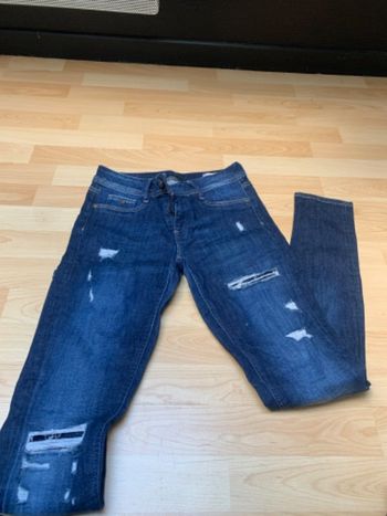 Jeans skinny troué