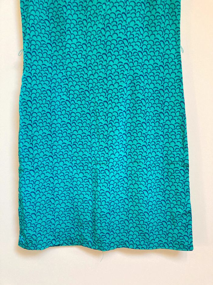 Robe bleue à motifs - photo numéro 3