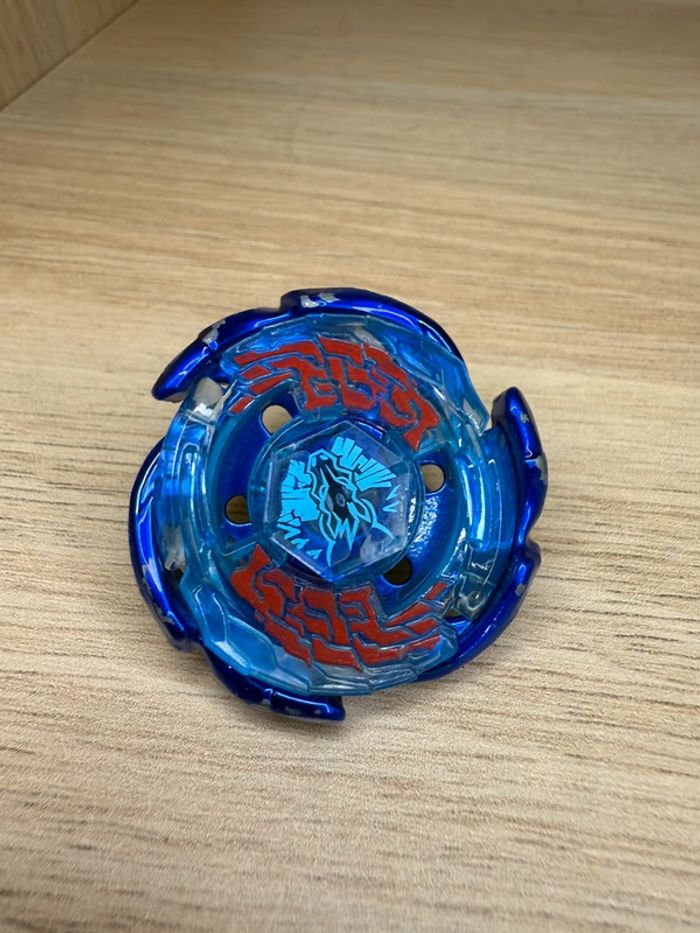 Toupie beyblade galaxy pegasus