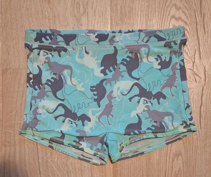 Lot 4 maillots de bain 8ans - photo numéro 2