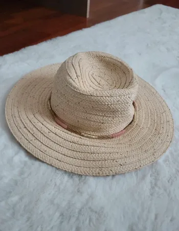 Chapeau