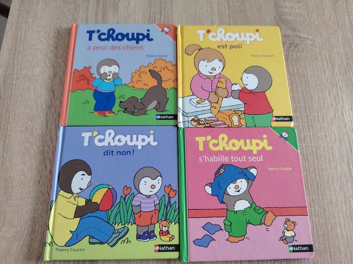 Lot de 4 livres de T'choupi tbe - photo numéro 1