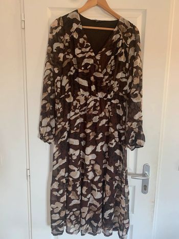 Robe longue Kiabi taille 38 manches longues transparentes
