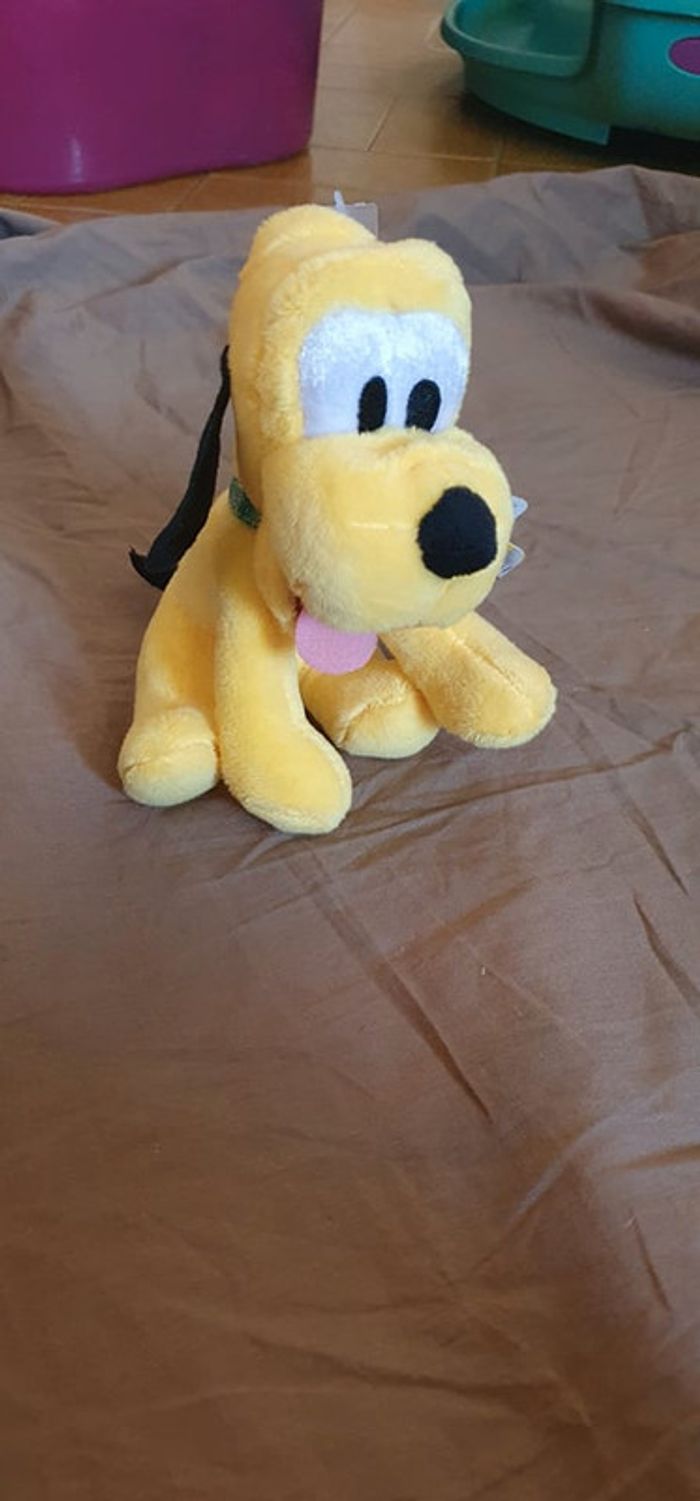 Peluche Pluto assis (b) - photo numéro 2