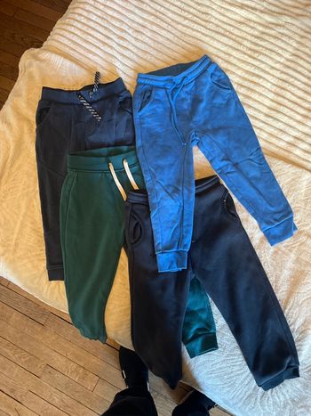 Lot jogging 3 ans 