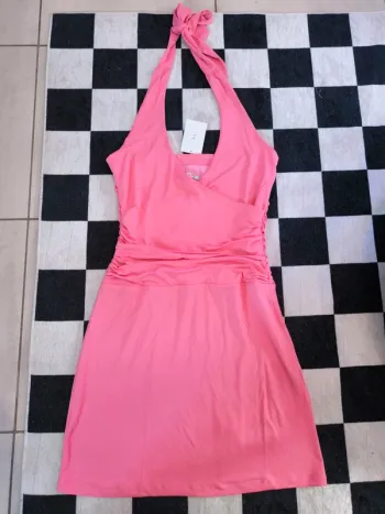 Robe dos nu rũby taille L neuve
