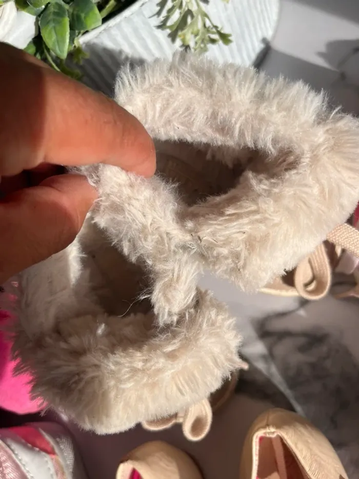 Lot de 7 chaussures bébé  fille 18/19 - photo numéro 9