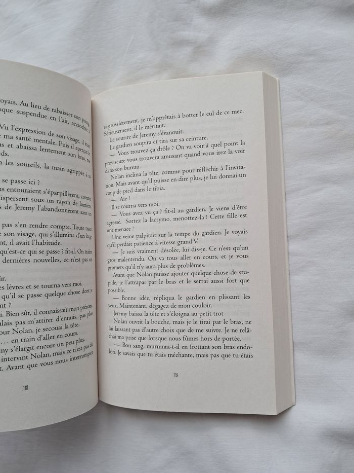 Livre blacklistée - photo numéro 4