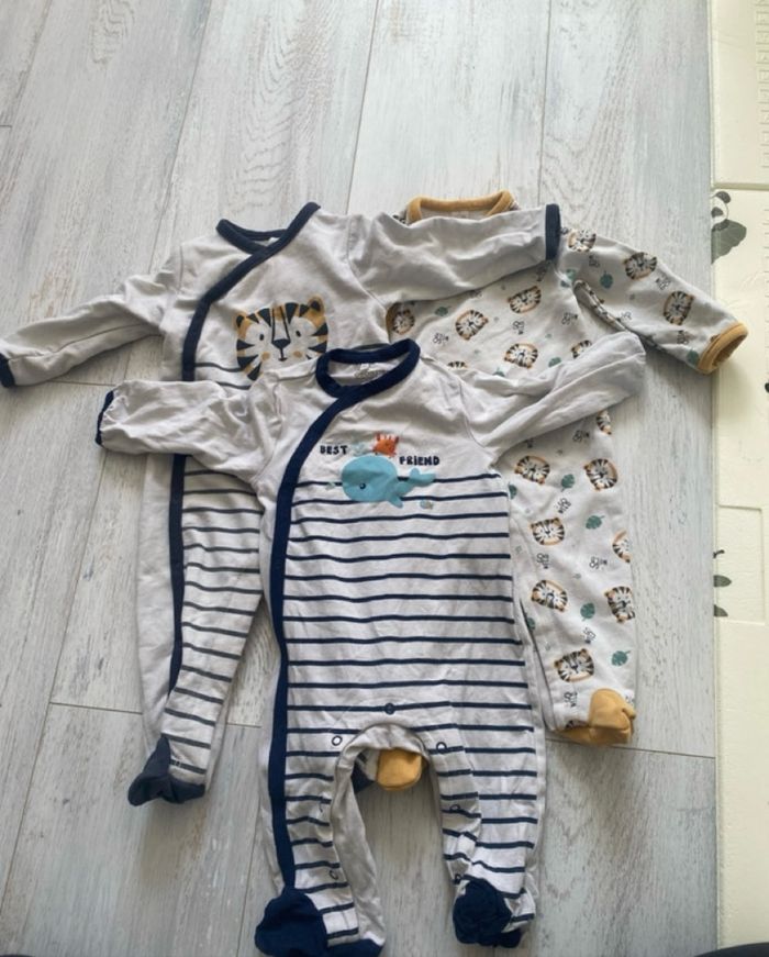 Lot de pyjama
