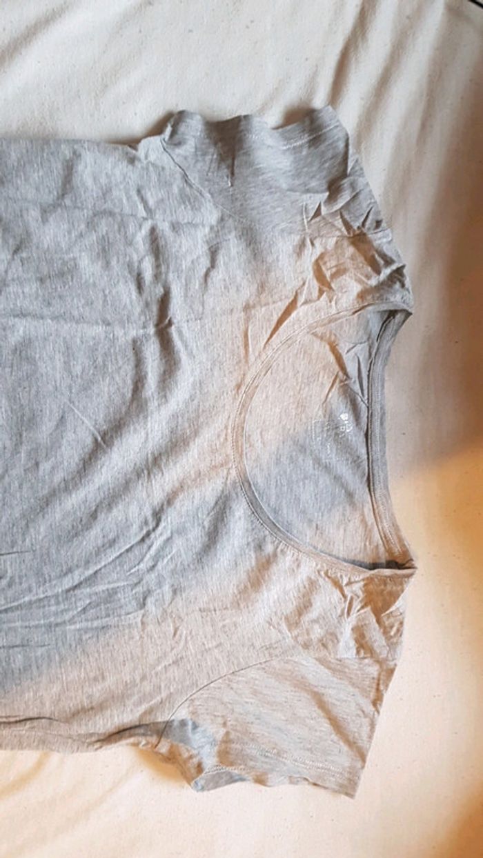 Tee-shirt - photo numéro 2