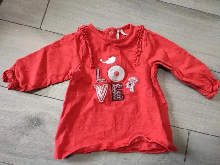 Lot ensemble 2 t-shirts love Kiabi tape a l'oeil leggings 9 mois - photo numéro 10