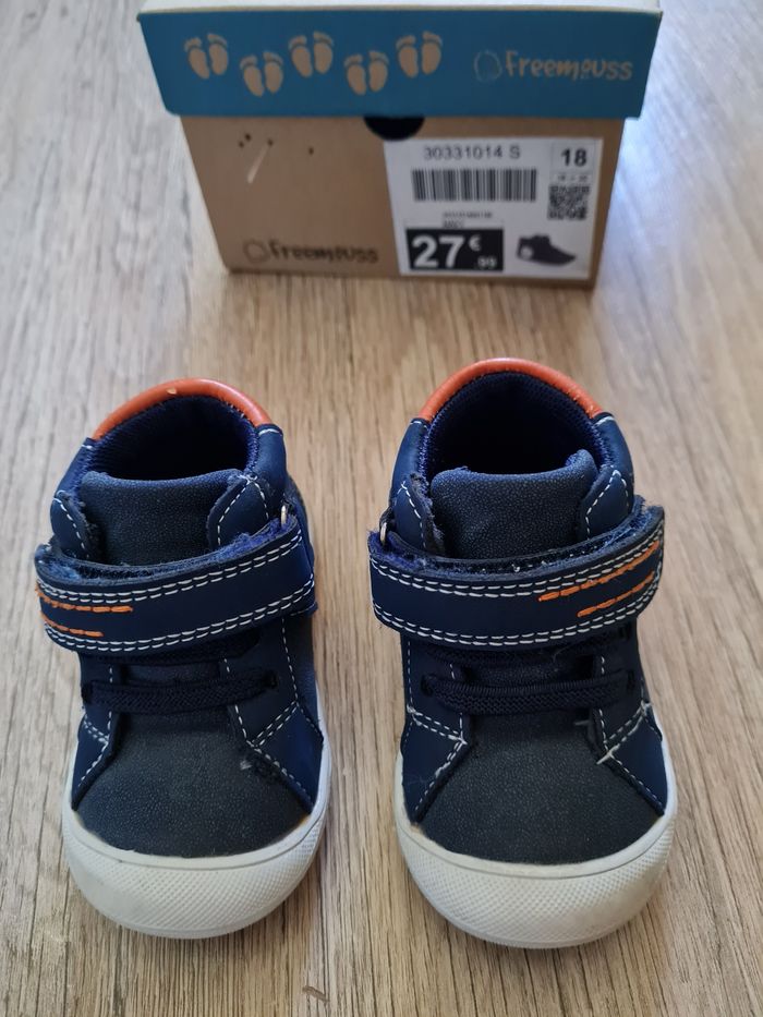 Lot 6 paires chaussures, chaussons pointure 18 - photo numéro 8