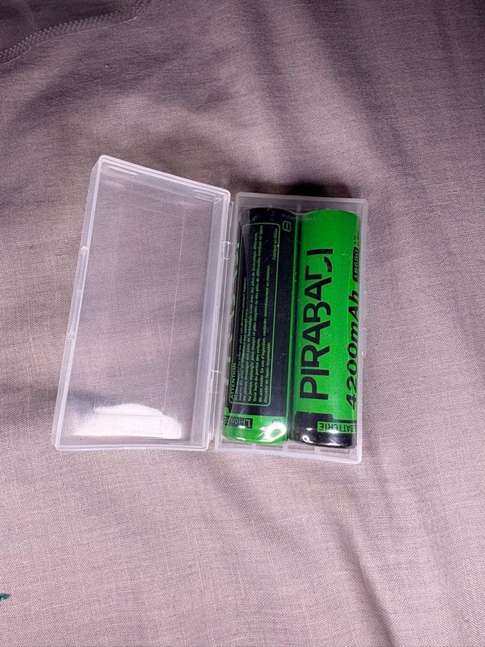 Accus 18650 neuf - photo numéro 2