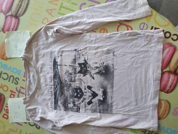 Tee-shirt manche longue 7/8 ans