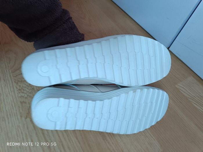 Ballerines beige cuir Damart neuves p.37 - photo numéro 9