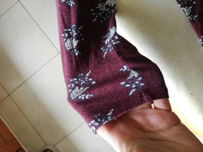 Top manches longues Promod bordeaux à motifs t. 38/40? - photo numéro 2
