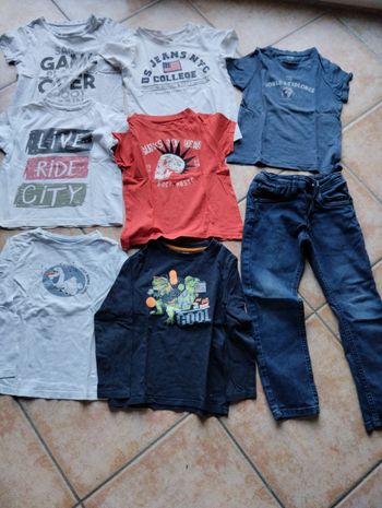 lot de 8 articles garçon 5ans