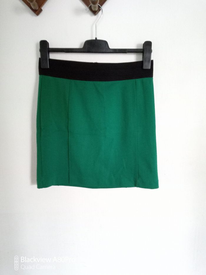 Jupe courte verte foncé