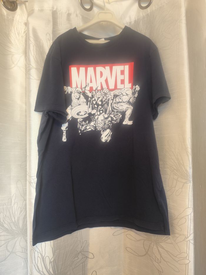 T-shirt Marvel taille L