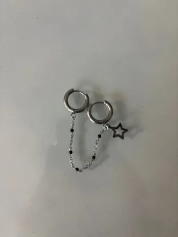boucle d’oreille étoile
