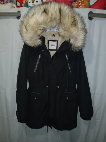 🩷 Manteaux avec capuche bien chaud Pimkie taille Xs.