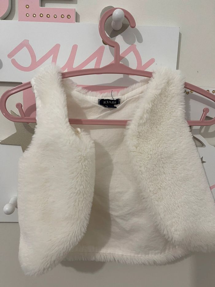 Lot de 4 petits gilets fourrure 3 mois - photo numéro 3
