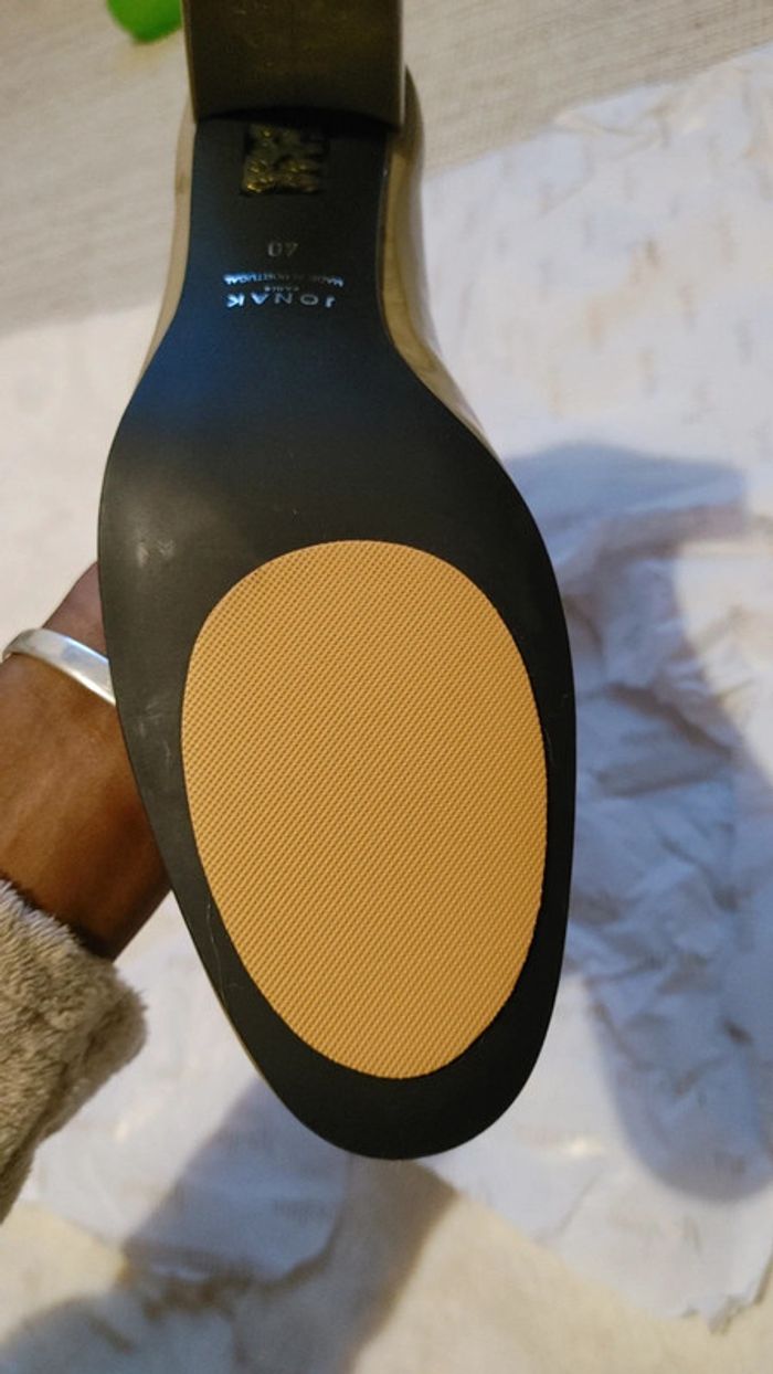 Bottines en cuir 100 % Jonak couleur kaki très bon état - photo numéro 11