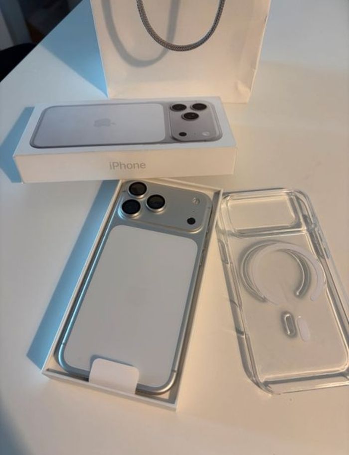 Téléphone - photo numéro 4