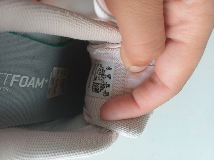 Paire de basket puma rose et blanc 31 - photo numéro 7