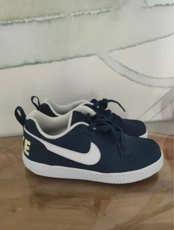 Baskets sneakers femme Nike court borought low bleu marine