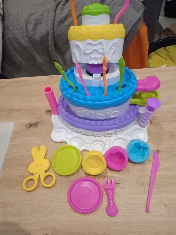 Play Doh Méga pâtissier