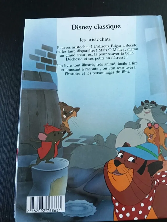 Livre Les Aristochats - photo numéro 2