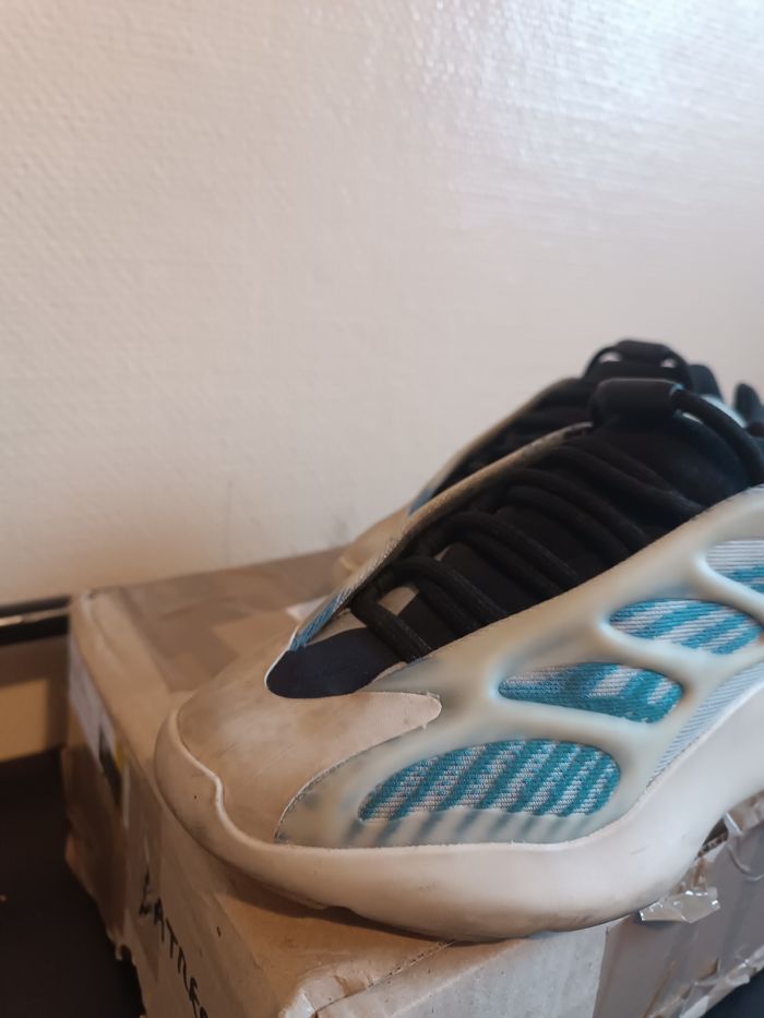 Adidas Yeezy - photo numéro 3