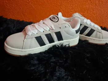 Jolie adidas campus neuve