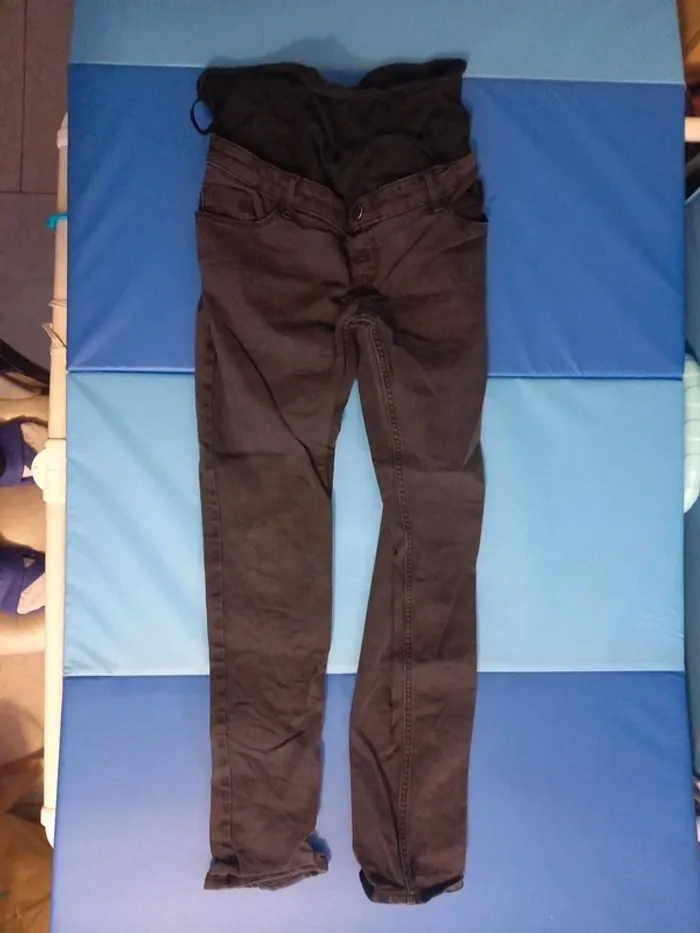 Pantalon de grossesse