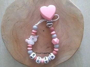Attache tétine licorne