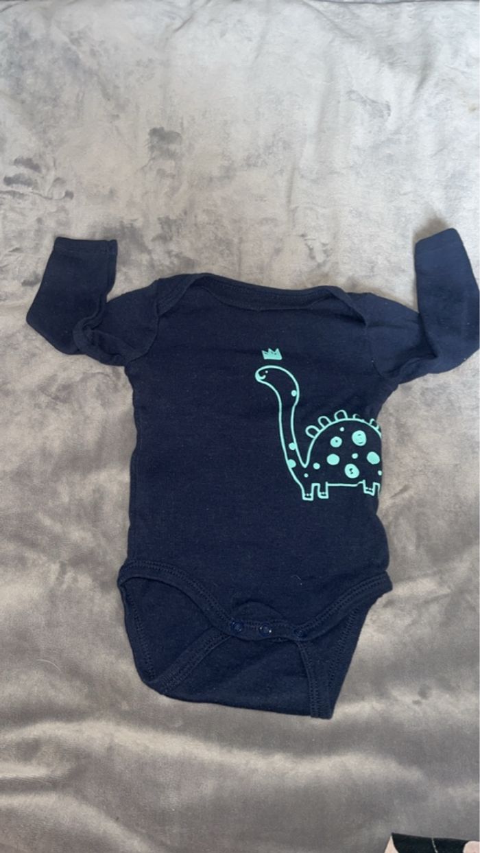 Lot de bodys - photo numéro 5