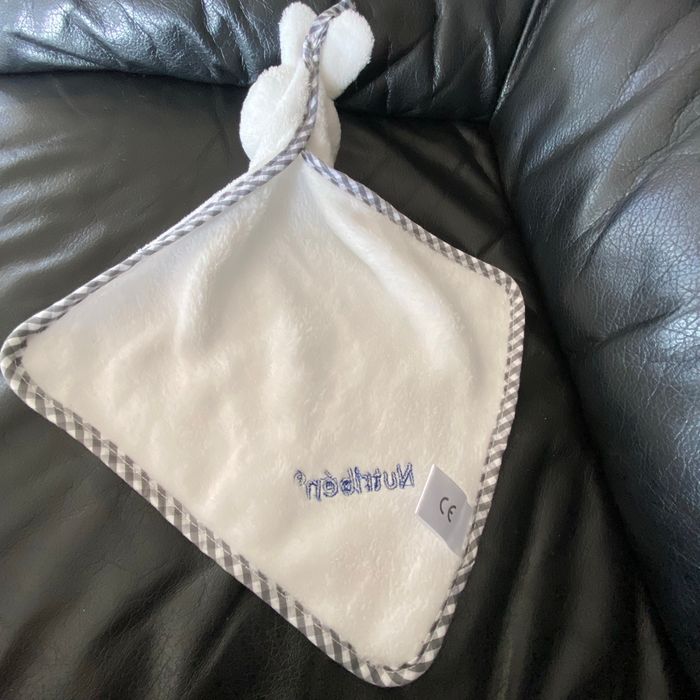 DOUDOU PLAT LAPIN BLANC GRIS NUTRIBEN 35CM - photo numéro 2