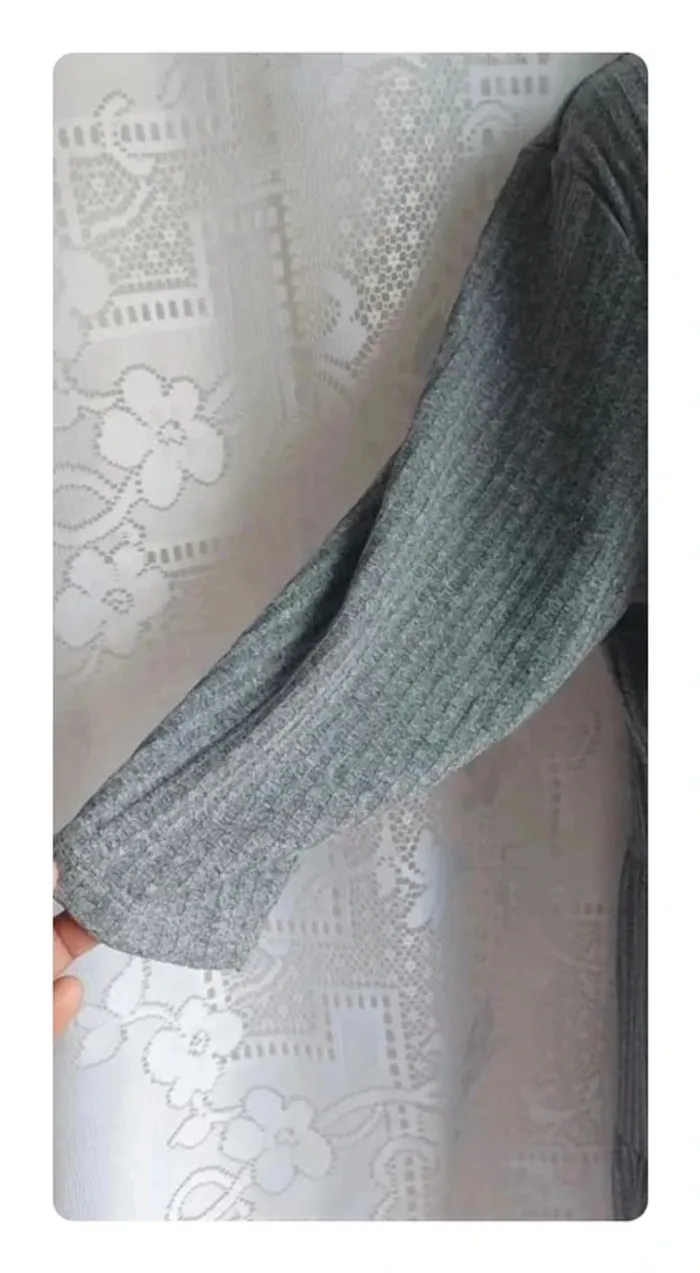 Robe gris- chaude et cosy pour l'hiver, C&A neuve, taille XL, manche 3/4 - photo numéro 3