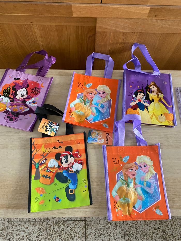 Sac bonbons Halloween disney frozen reine neiges Mickey Minnie mouse princesses neufs - photo numéro 7
