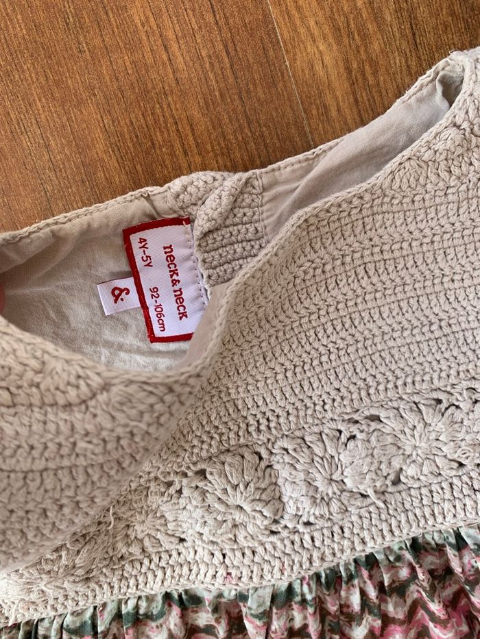 Robe style macramé. Neck & Neck 100% coton.  4-5 ans. - photo numéro 2